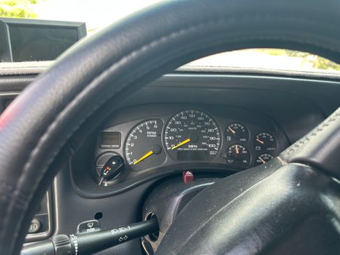 Used 1999 Chevrolet Silverado 1500 LS w/ Off-Road Chassis Pkg image 9