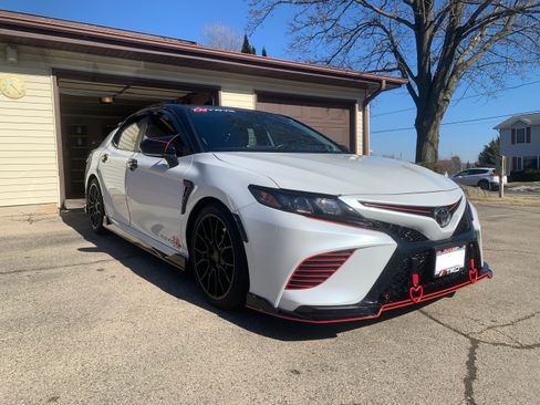 Used 2021 Toyota Camry TRD w/ TRD Package w/JBL Audio image 10