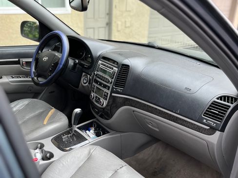 Used 2007 Hyundai Santa Fe SE FWD image 9