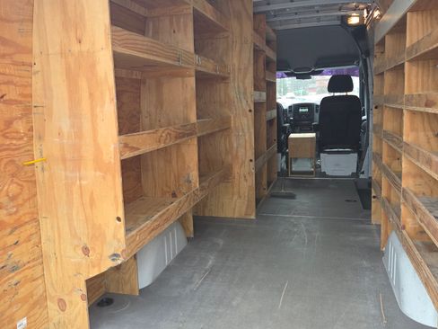 Used 2017 Mercedes-Benz Sprinter 2500 image 6