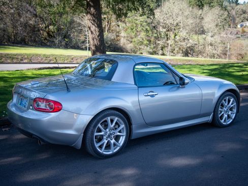 Used 2014 MAZDA MX-5 Miata Grand Touring w/ Premium Package image 14