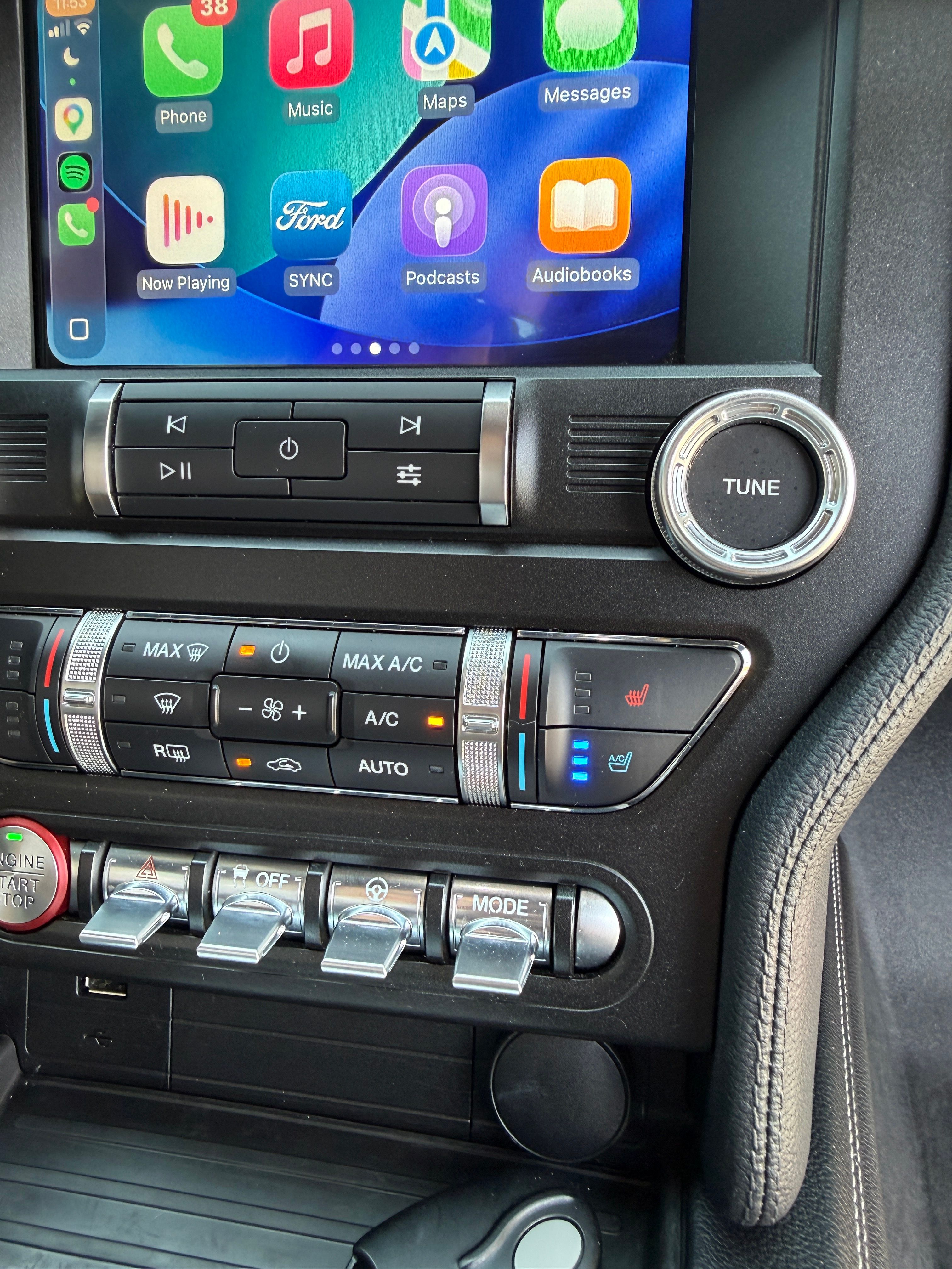Used 2019 Ford Mustang GT Premium w/ Equipment Group 401A RWD image 13