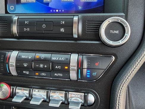 Used 2019 Ford Mustang GT Premium w/ Equipment Group 401A RWD image 15