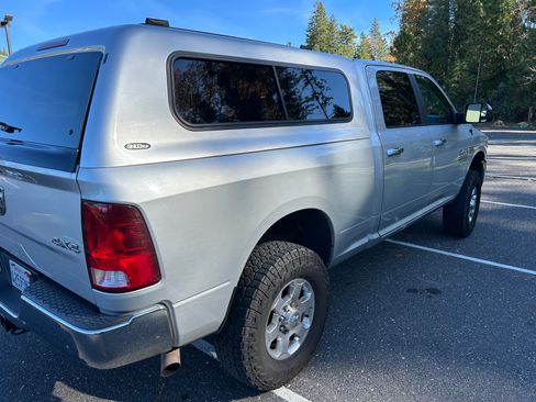 Used 2018 RAM 2500 Big Horn image 25