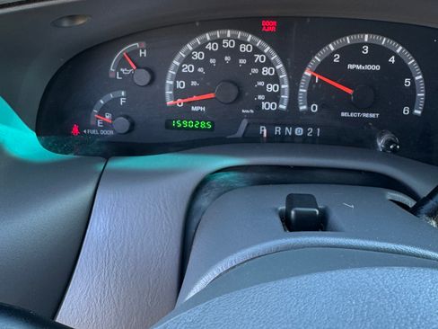 Used 2002 Ford F150 2WD SuperCab image 5