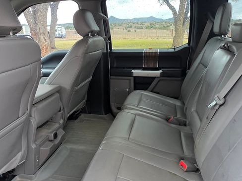 Used 2018 Ford F150 Lariat w/ Trailer Tow Package image 10