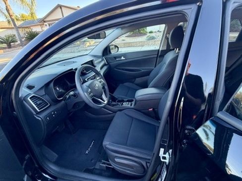 Used 2019 Hyundai Tucson SE image 11