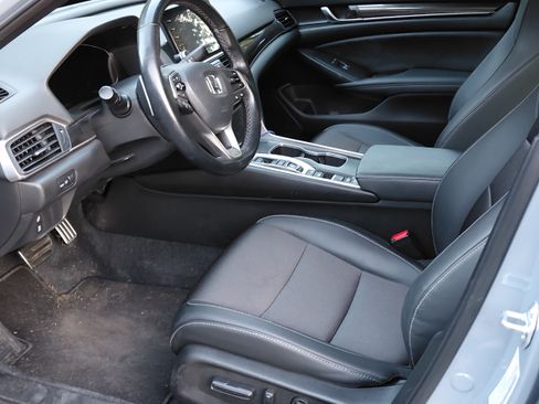 Used 2022 Honda Accord Sport image 14
