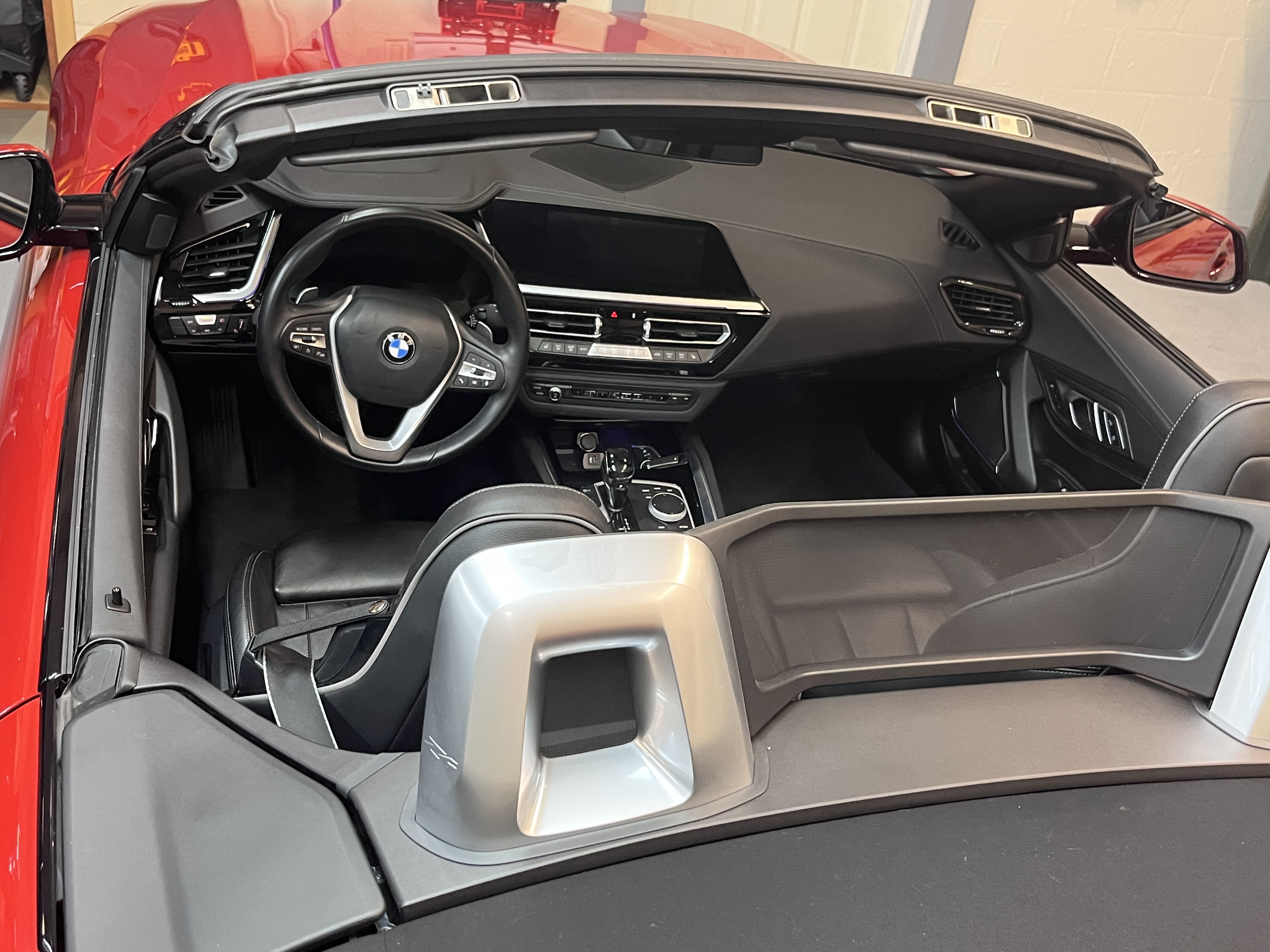 Used 2020 BMW Z4 sDrive30i w/ Premium Package RWD image 13