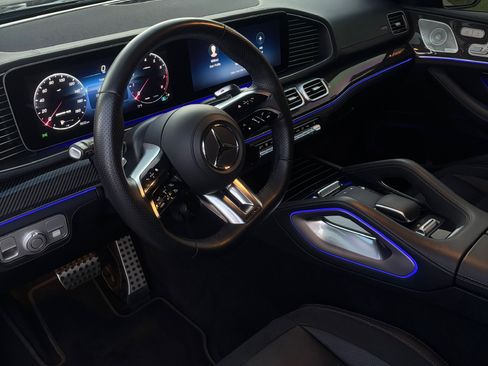 Used 2025 Mercedes-Benz GLE 53 AMG GLE 53 4MATIC Sport Utility 4D image 10