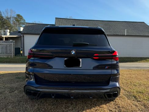 Used 2024 BMW X5 M60i image 5