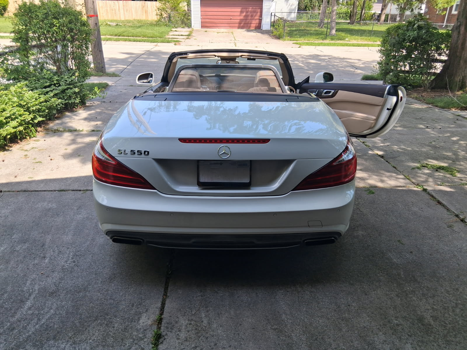 Used 2013 Mercedes-Benz SL 550 image 4