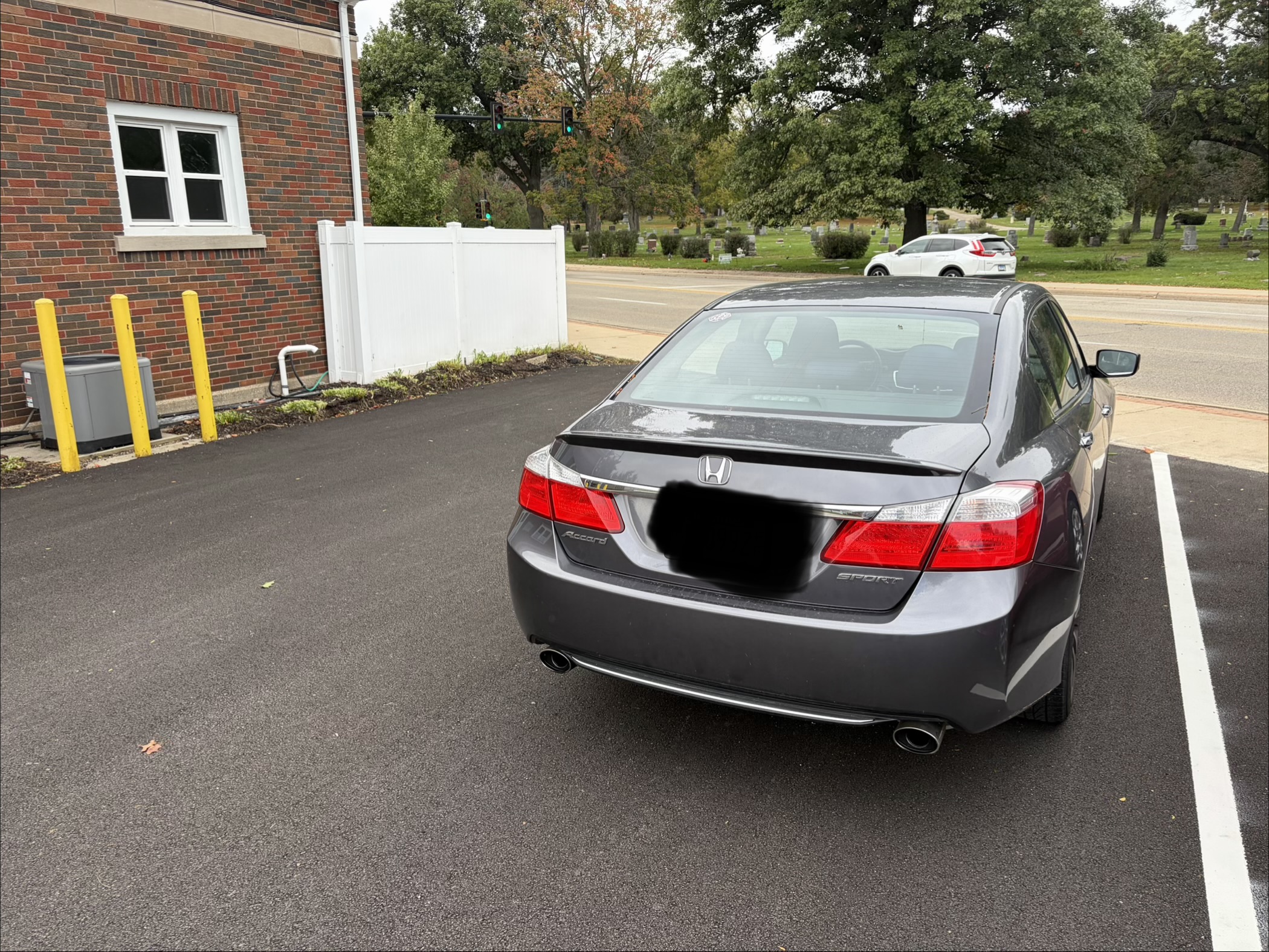 Used 2015 Honda Accord Sport image 3