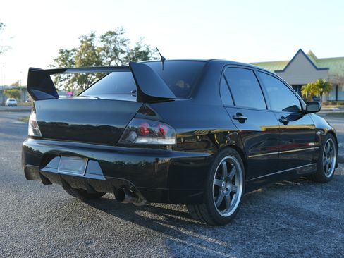 Used 2006 Mitsubishi Lancer Evolution IX image 5