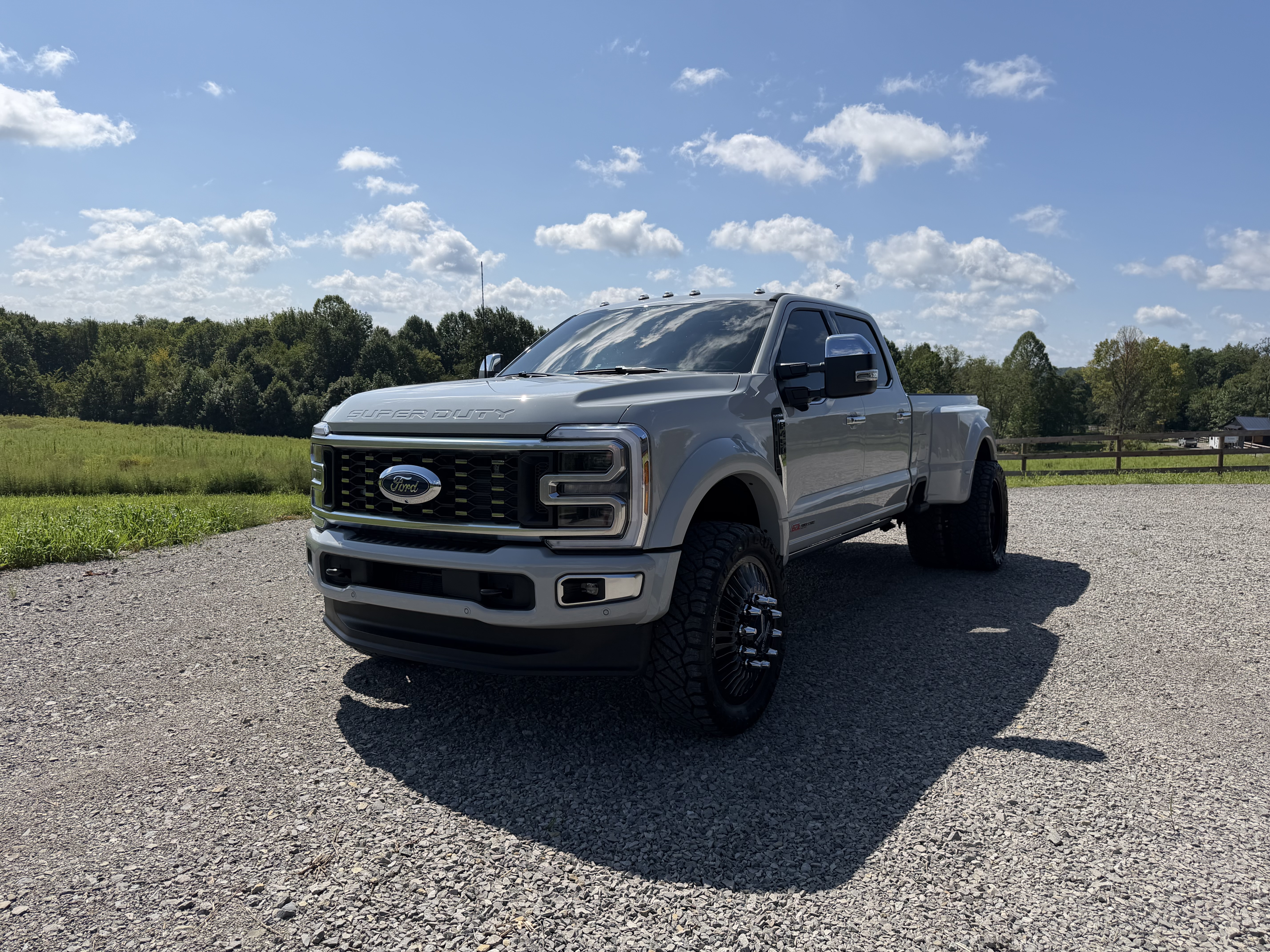 Used 2026 Ford F450 Platinum w/ Platinum Plus Package AWD/4WD image 10