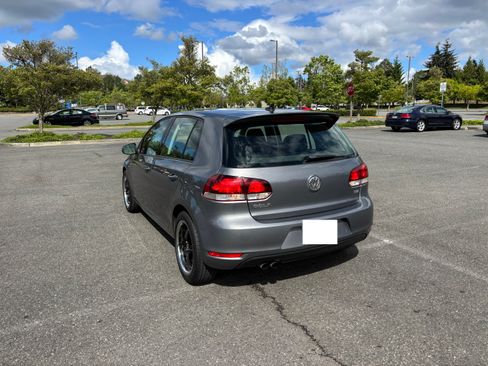 Used 2014 Volkswagen Golf TDI FWD image 6