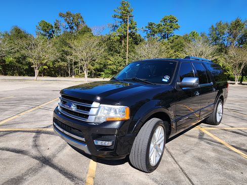 Used 2015 Ford Expedition EL Platinum image 2