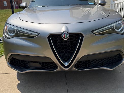 Used 2018 Alfa Romeo Stelvio AWD w/ Cold Weather Package image 4