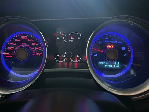 Used 2010 Ford Mustang Shelby GT500 image 19