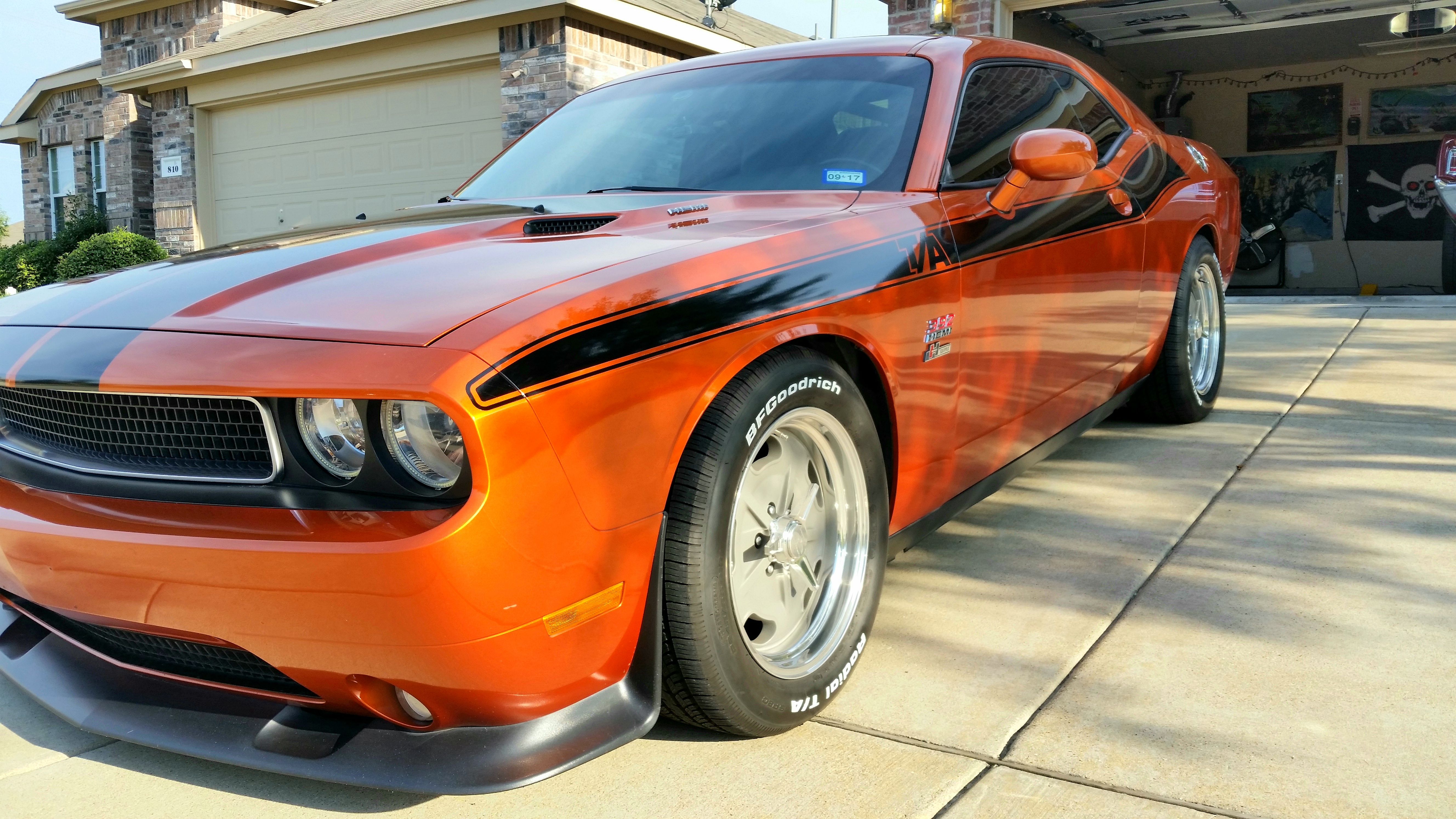 Used 2011 Dodge Challenger R/T w/ Sound Group II RWD image 1
