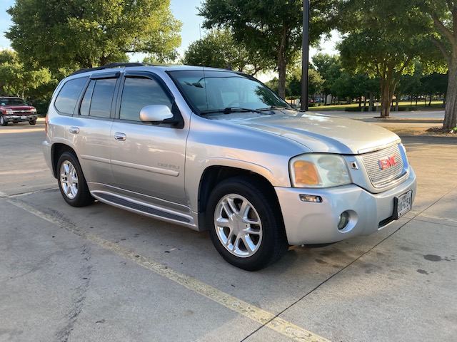Used 2006 GMC Envoy Denali AWD/4WD image 1