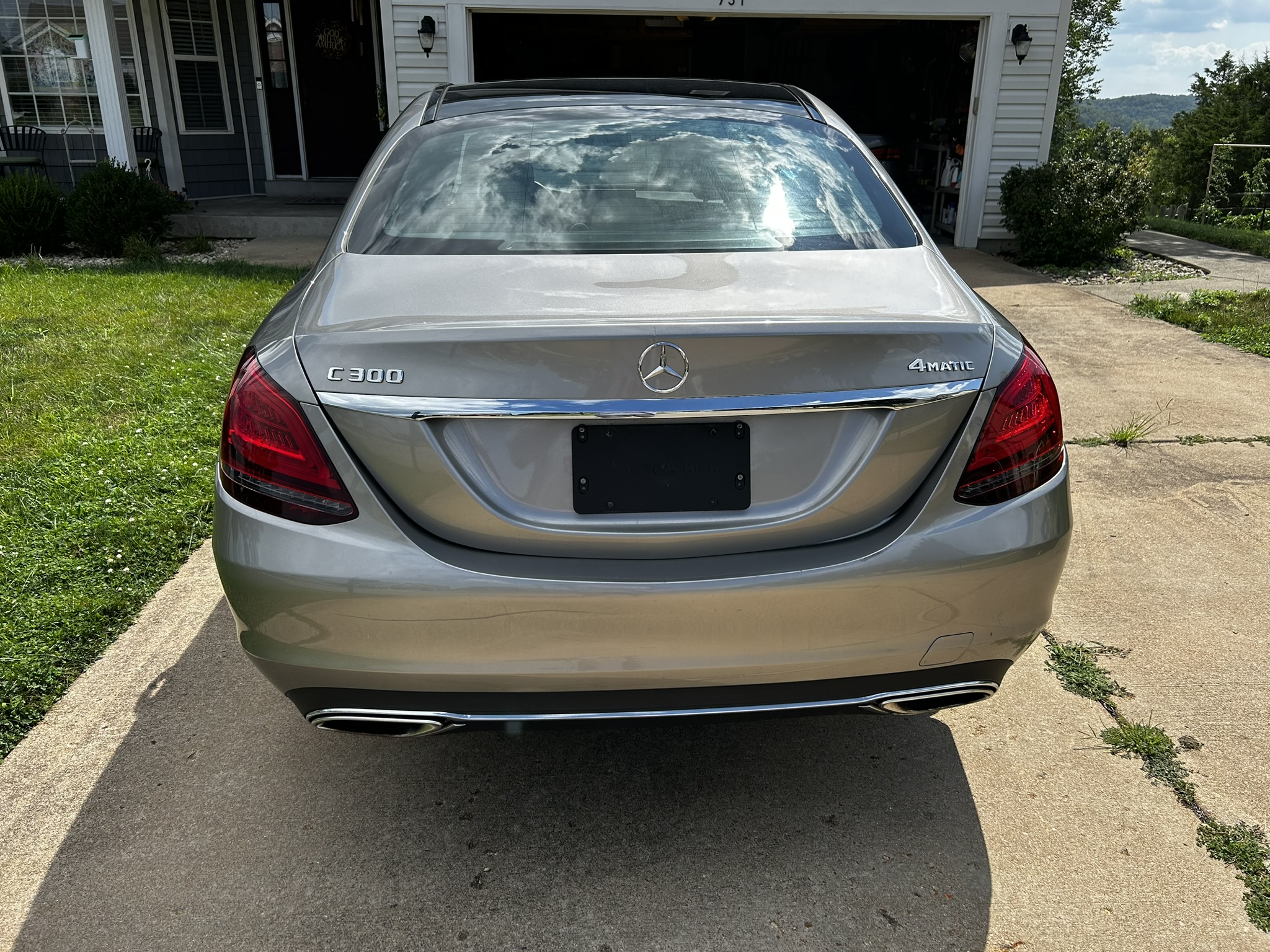 Used 2019 Mercedes-Benz C 300 4MATIC Sedan image 8