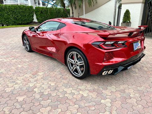 Used 2026 Chevrolet Corvette Stingray Premium Cpe w/ Z51 Performance Package RWD image 8