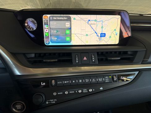Used 2019 Lexus ES 350 w/ Accessory Package FWD image 14