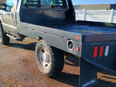 Used 2008 Ford F350 4x4 Regular Cab Super Duty image 8