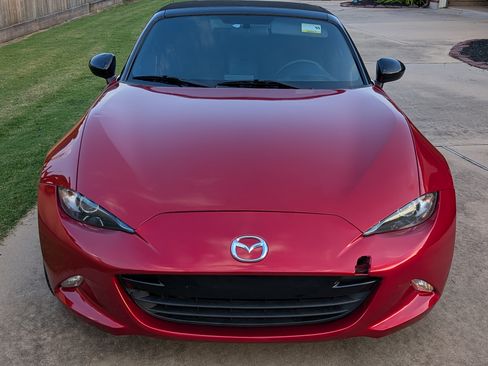 Used 2017 MAZDA MX-5 Miata Sport image 10