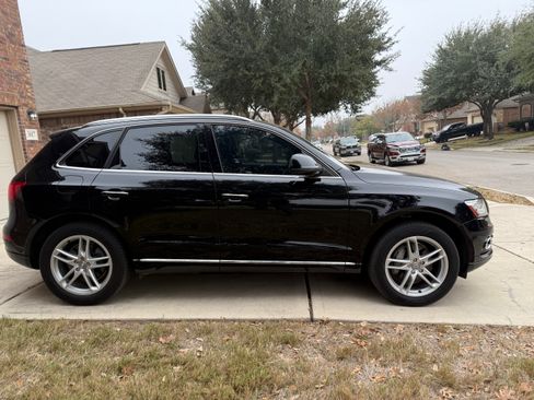 Used 2015 Audi Q5 TDI Premium Plus w/ Sport Interior Package image 2