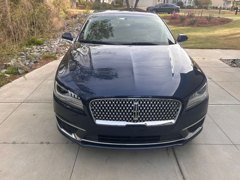 Used 2017 Lincoln MKZ Select image 4