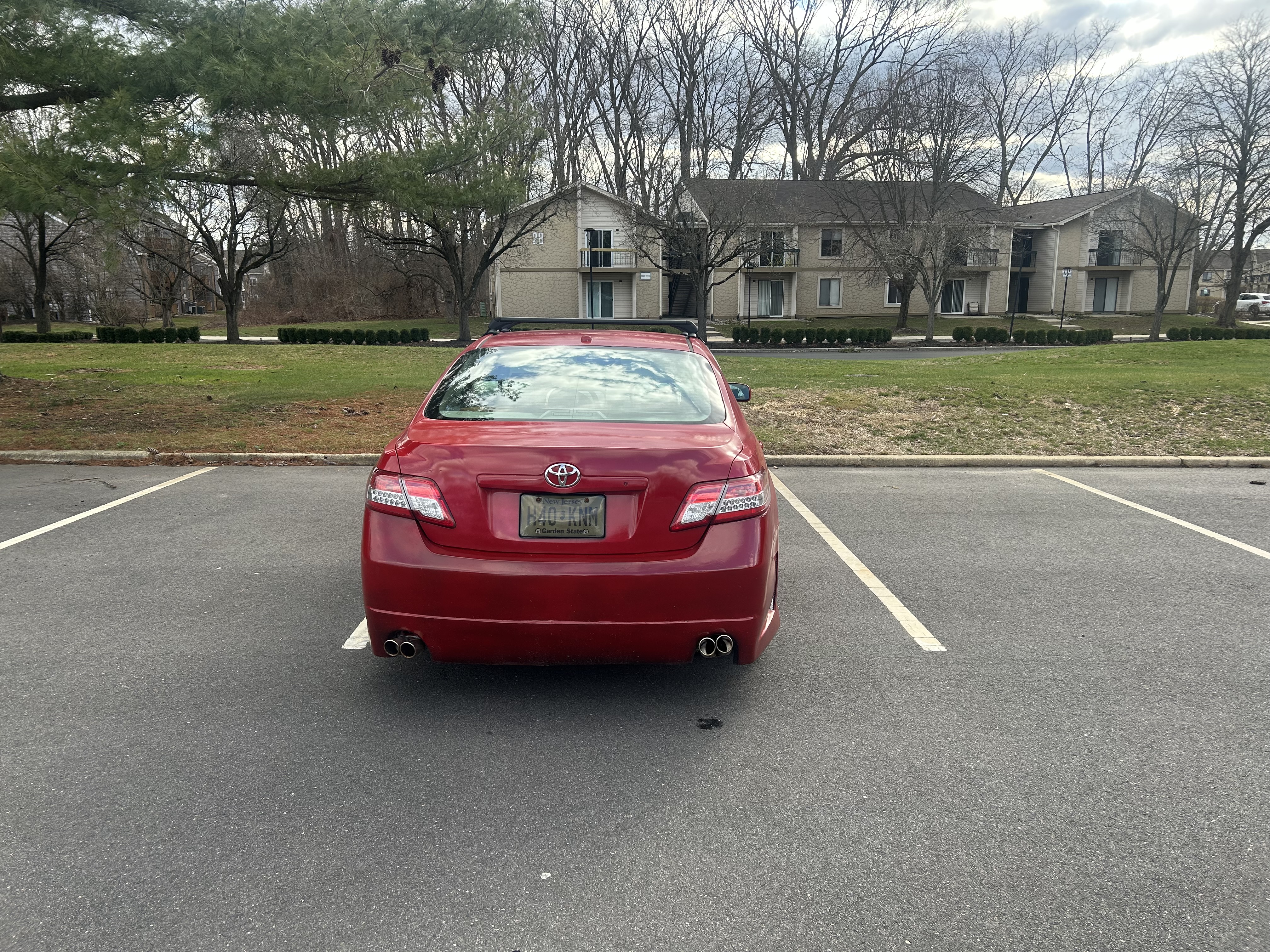 Used 2010 Toyota Camry FWD image 9