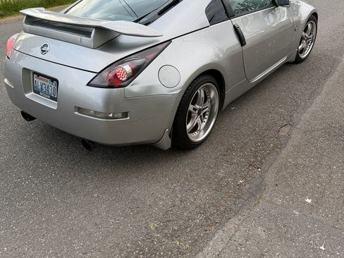 Used 2003 Nissan 350Z Touring RWD image 4