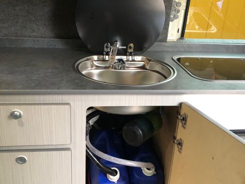 Used 2017 Mercedes-Benz Sprinter 2500 image 21