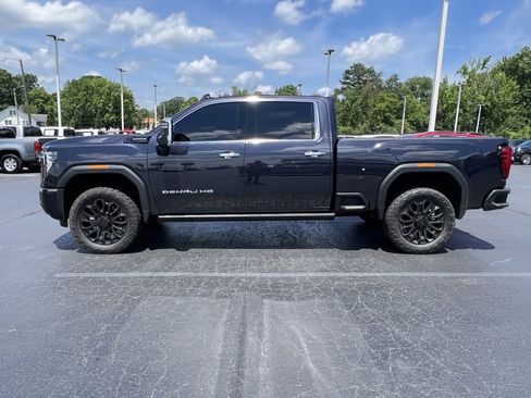 Used 2024 GMC Sierra 2500 Denali Ultimate image 4