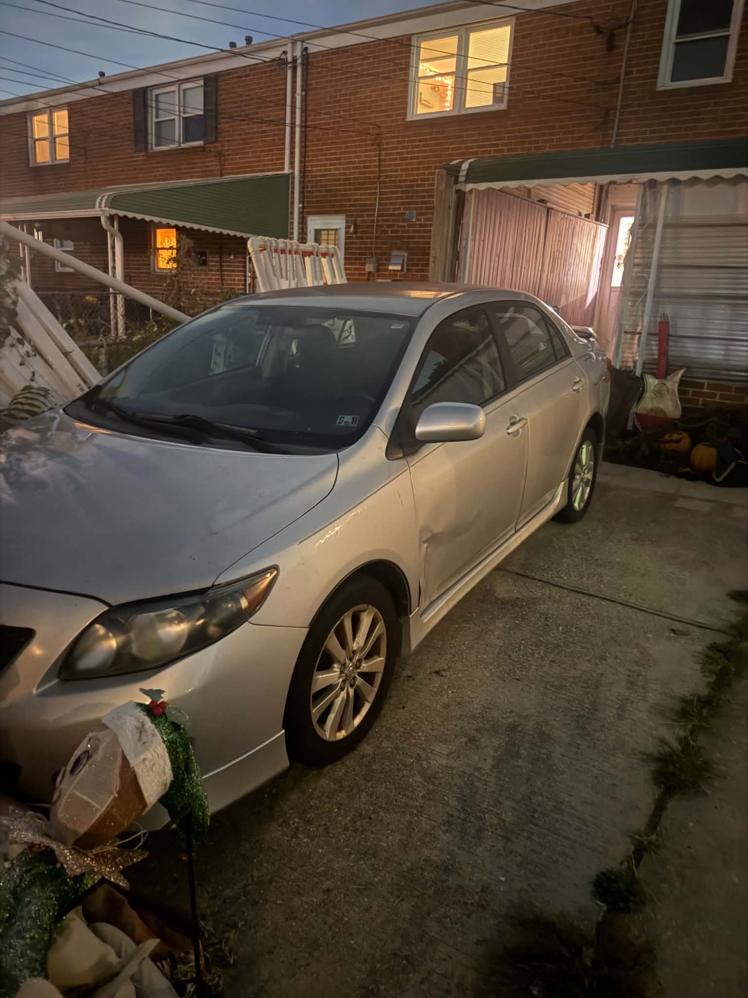 Used 2010 Toyota Corolla S FWD image 2