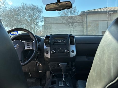 Used 2010 Nissan Xterra SE image 18