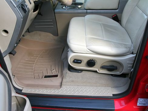 Used 2004 Ford F150 Lariat image 19