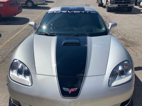 Used 2007 Chevrolet Corvette Coupe w/ Preferred Equipment Group image 6