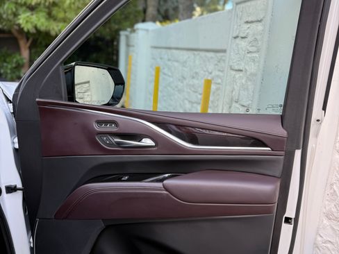 Used 2021 Cadillac Escalade ESV Sport Platinum w/ LPO, ONYX Package image 29