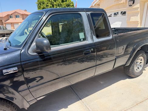 Used 2002 MAZDA B-Series Pickup 2WD Cab Plus B3000 image 10