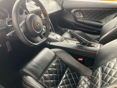 Used 2014 Lamborghini Gallardo LP 550-2 image 10