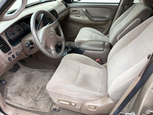 Used 2002 Toyota Sequoia SR5 image 12
