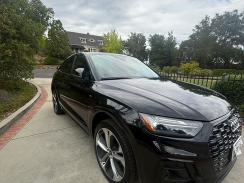 Used 2023 Audi Q5 2.0T Prestige w/ Prestige Package AWD/4WD image 2