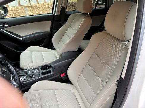 Used 2016 MAZDA CX-5 Touring w/ Bose/Moonroof Package FWD image 11