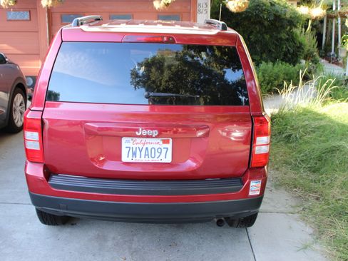 Used 2015 Jeep Patriot Sport w/ Power Value Group image 4