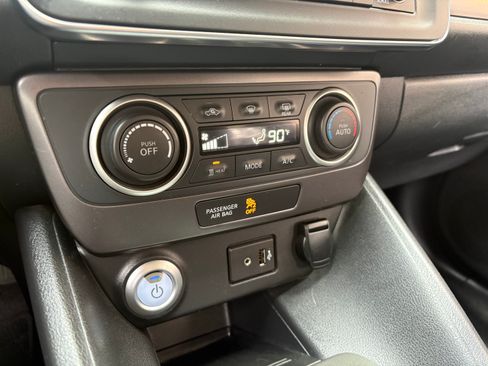 Used 2019 Nissan Leaf S w/ S Charge Package image 12