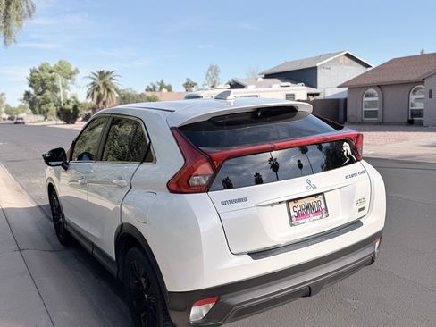 Used 2018 Mitsubishi Eclipse Cross LE image 6