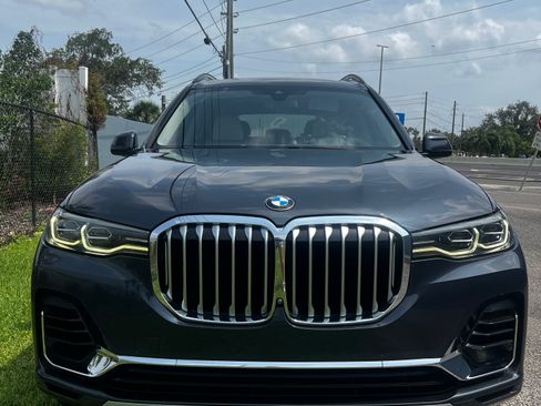 Used 2020 BMW X7 xDrive40i w/ Luxury Seating Package AWD/4WD image 4